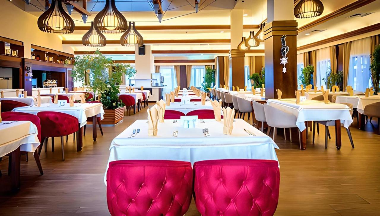 Platinum Hotel And Casino Bansko Extérieur photo